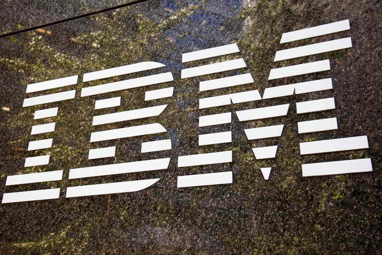 پلتفرم بلاک‌ چین IBM در خدمت سرویس‌ های ابری آمازون